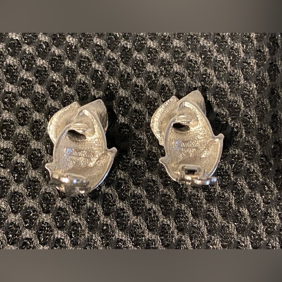 Vintage Piscitelli Chunky Rose Earrings Clip-on Silver Tone - Picture 6 of 12